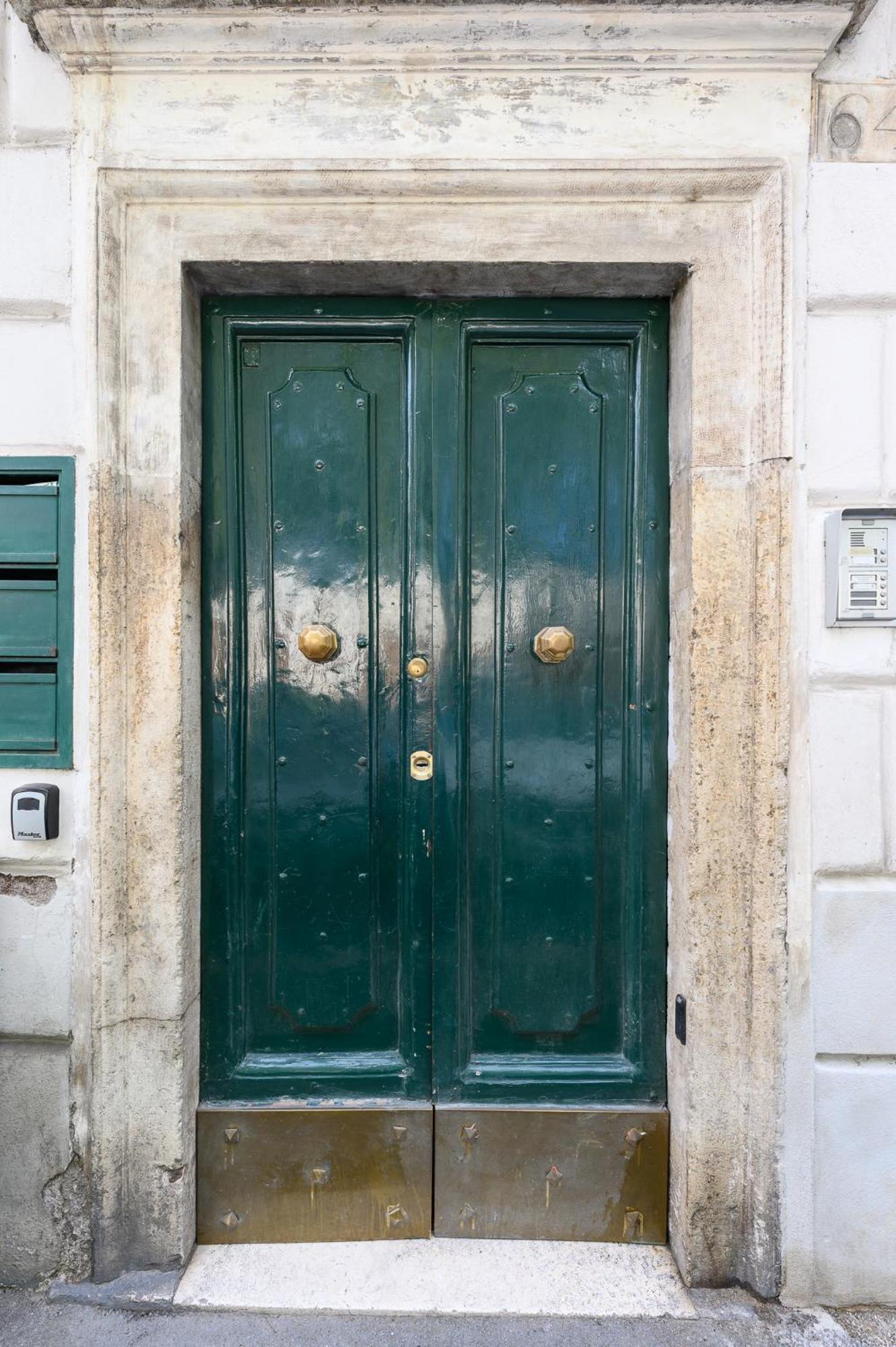 Navona Luxe Heven - Elevator, Soundproof & Netflix Apartment Rome Luaran gambar